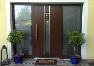 Alu-Haustür mit zwei Seitenteile, Inotherm